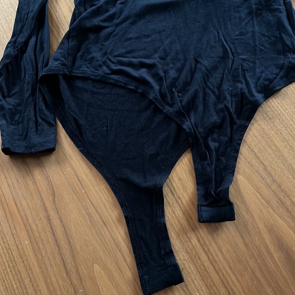 A3 design black and gold bodysuit size medium NWT - Picture 5 of 7